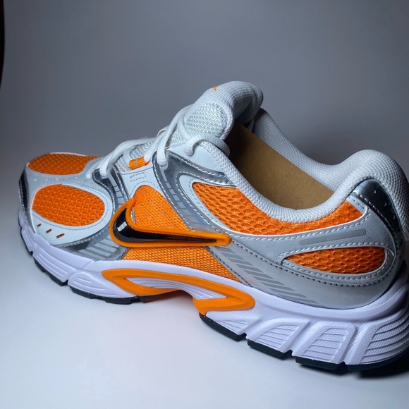 Brand New with box🔥🔥🔥Nike Men's size 9.5 - Picture 4 of 10